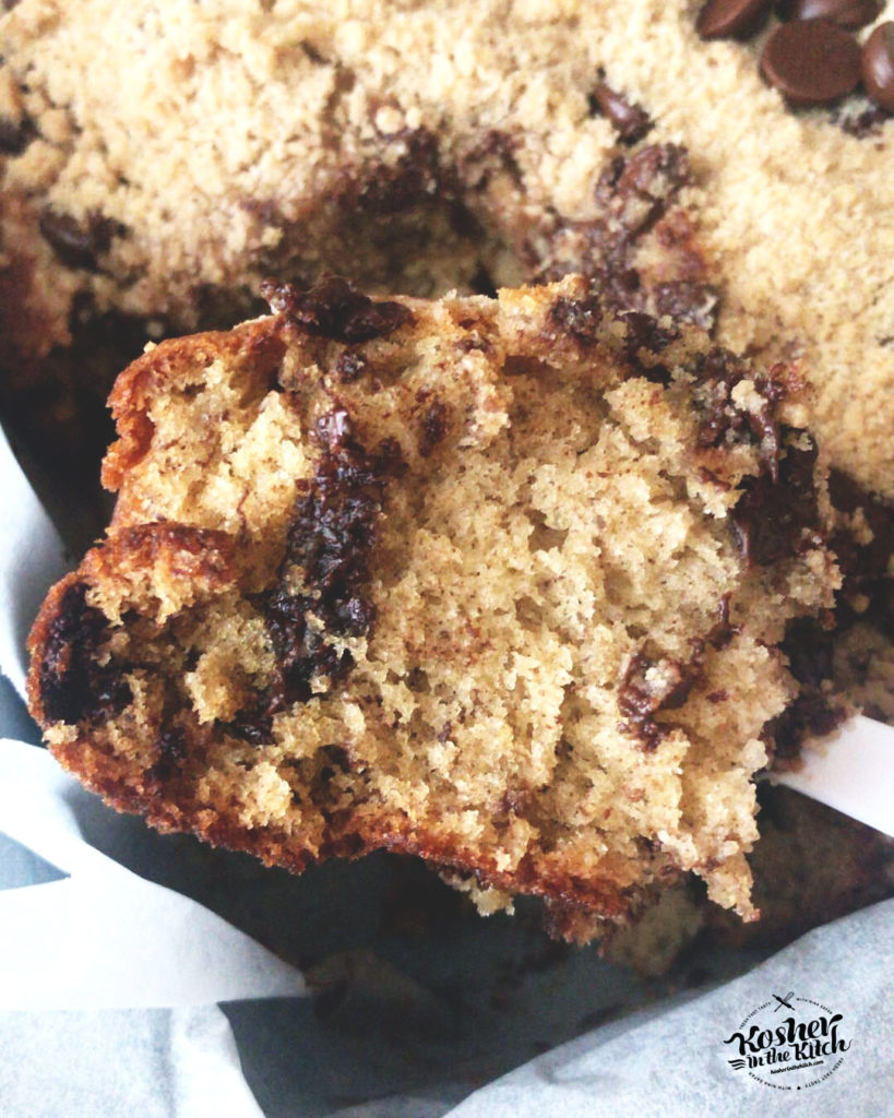 Banana Chocolate Chip Crumb Cake