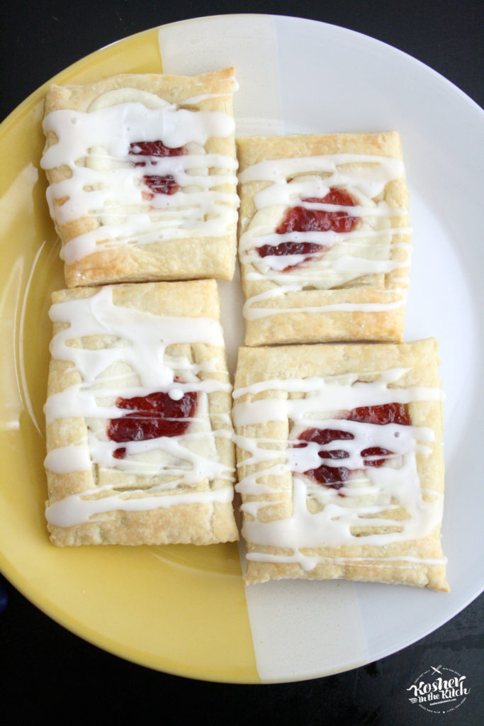 Easy Strawberry Cheese Danish Kosher In The Kitch!