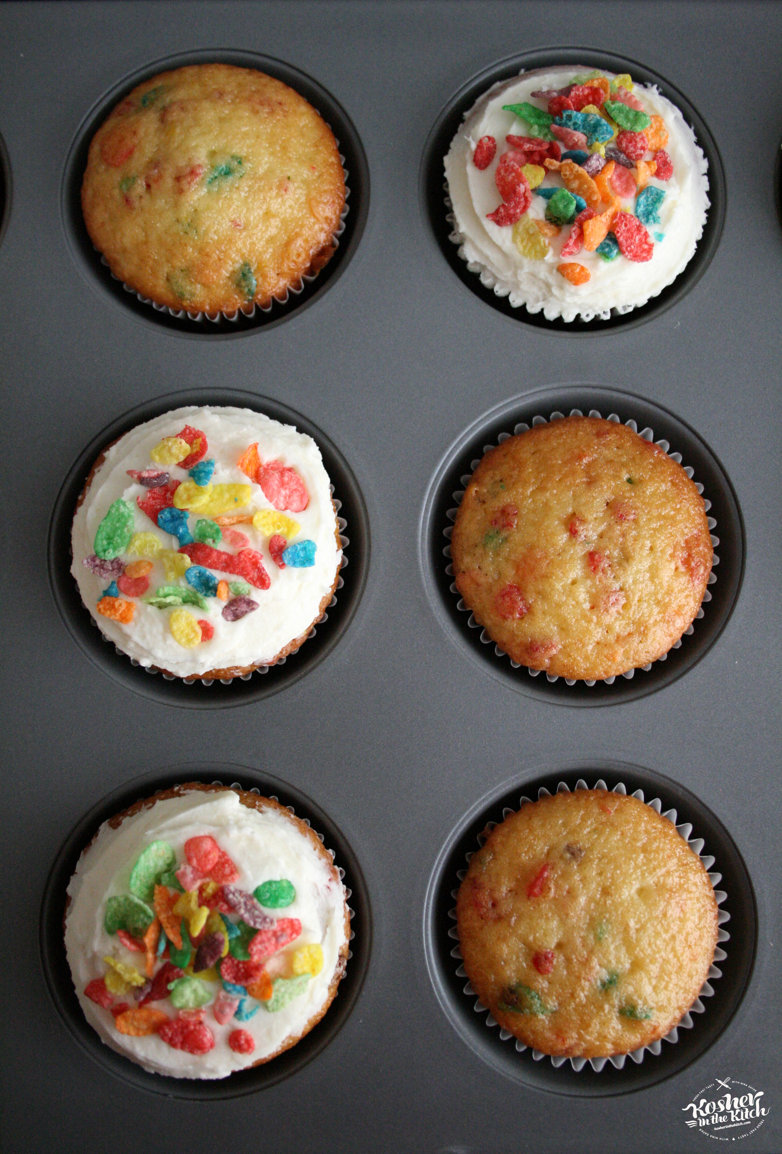 Fruity Pebbles Cupcakes: Yellow Cupcakes Stuffed with Fruity Pebbles topped with Buttercream Frosting & Fruity Pebbles!