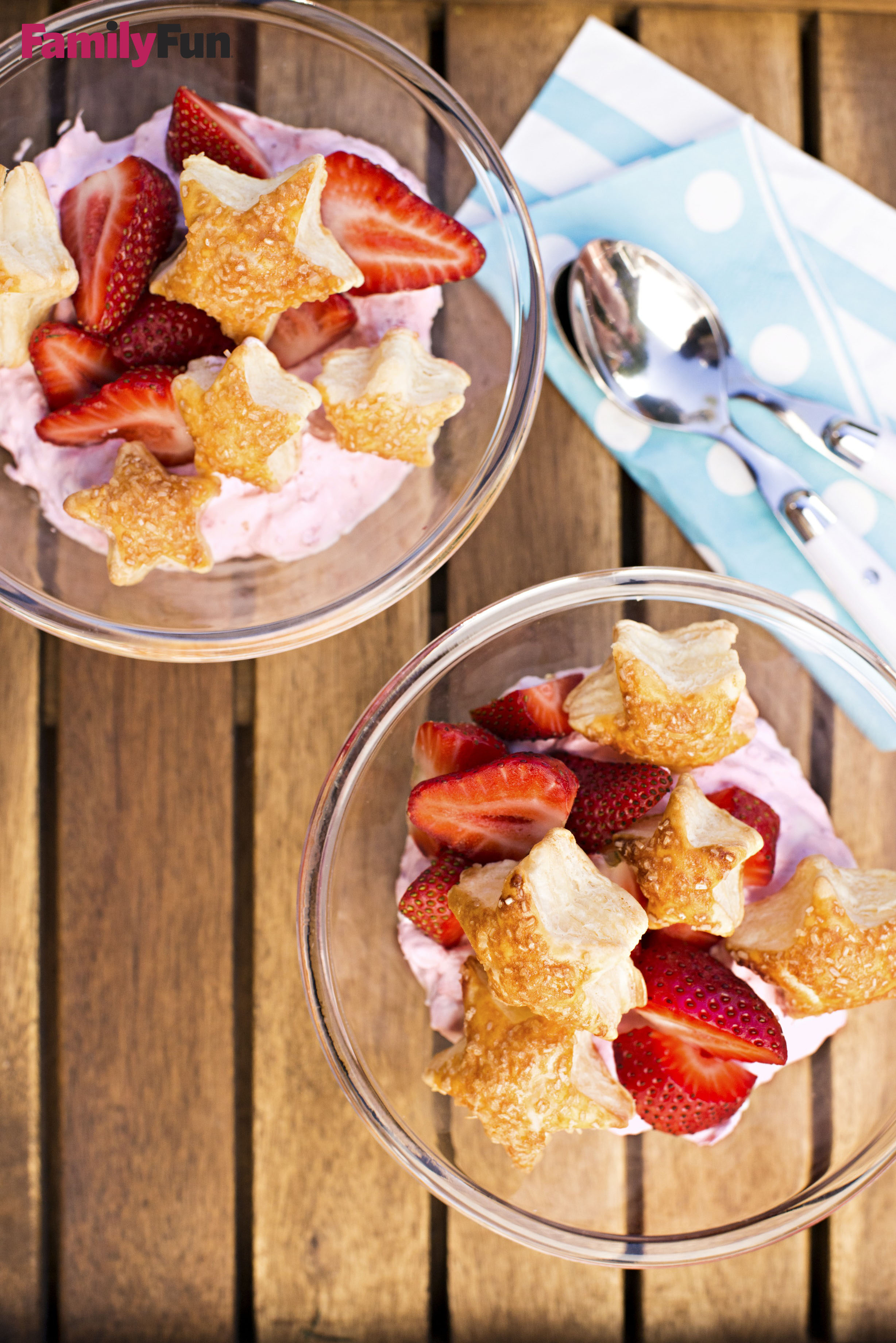 Sparkling Pastry Stars with Strawberry Whipped Cream