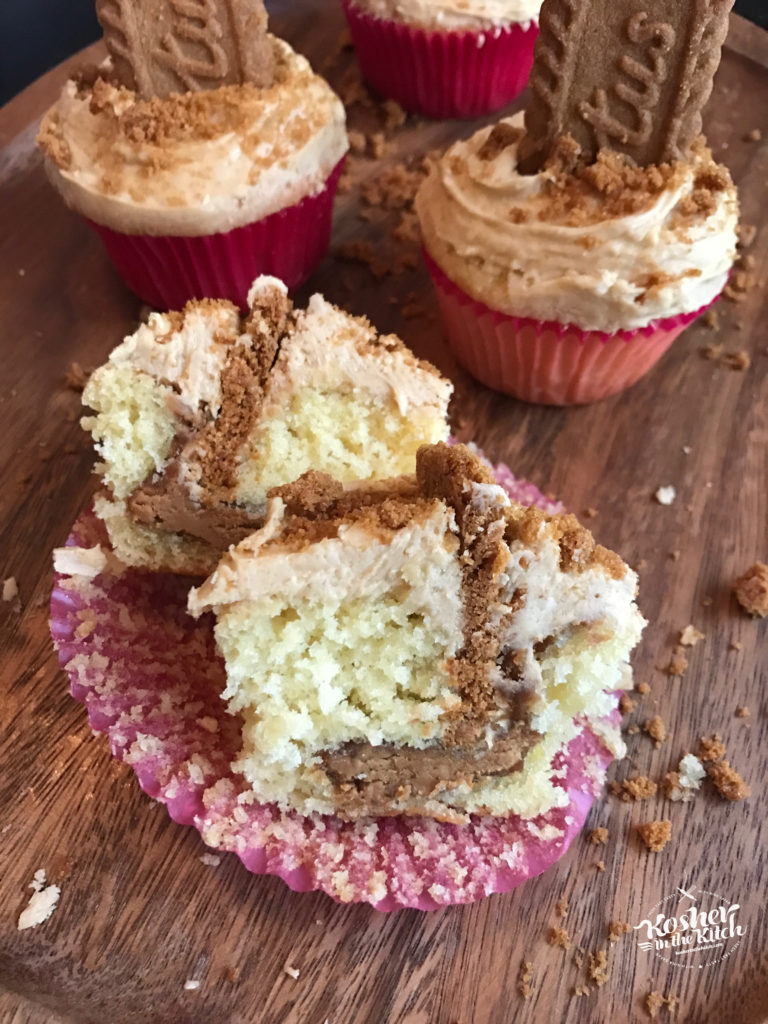 Lotus Cookie Butter Cupcakes