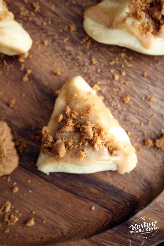 Lotus Cookie Butter Cheesecake Hamantaschen