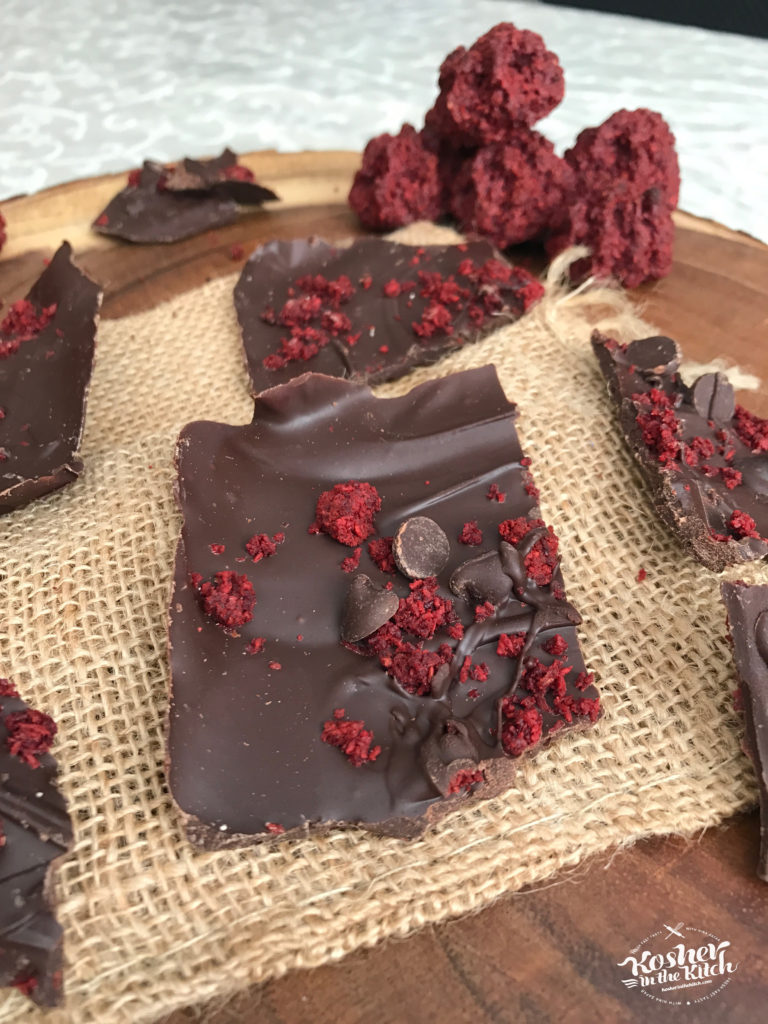 Red Velvet Macaroon Bark 