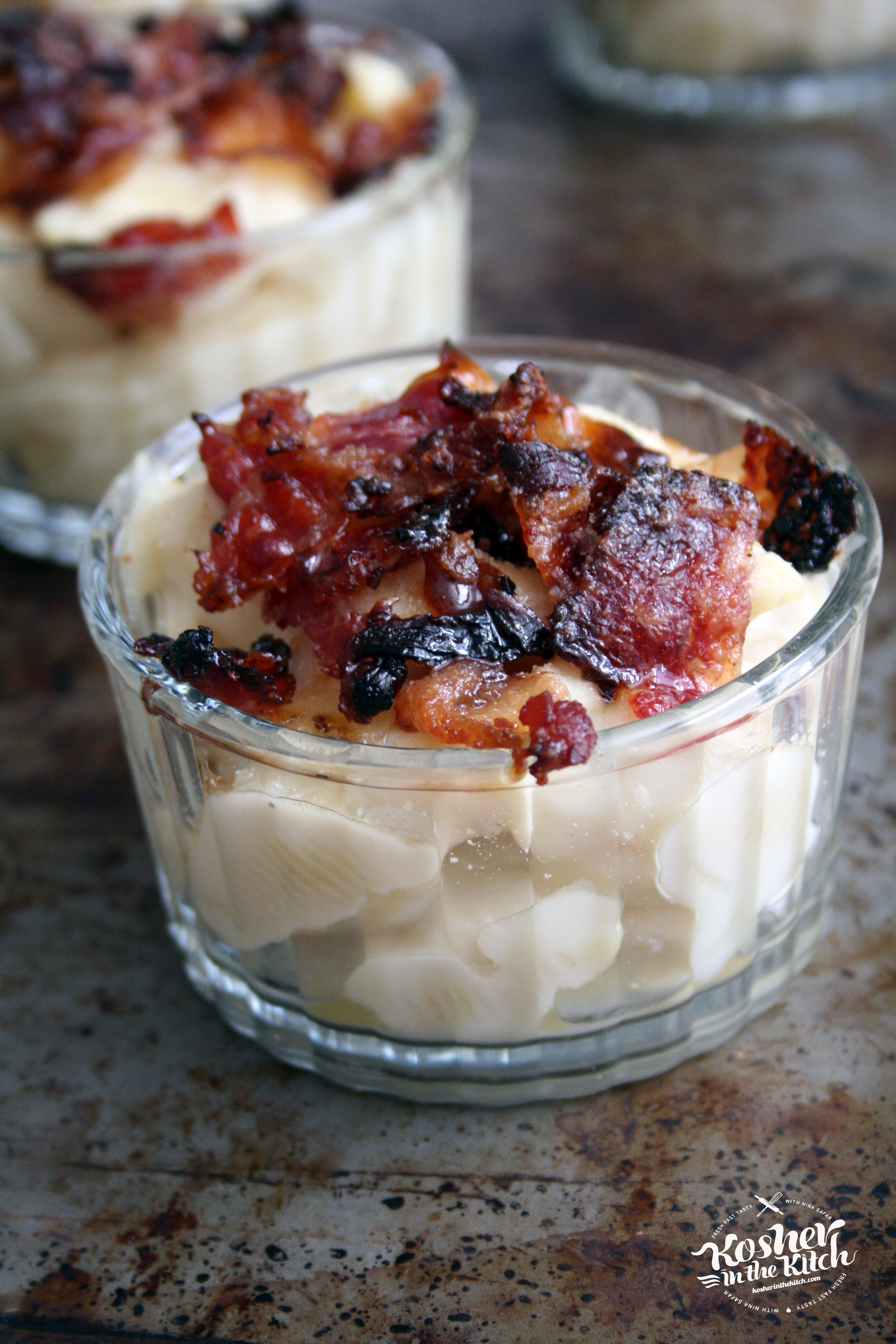 No Cheese Mac n Cheese with KOSHER Candied Beef Bacon Bits