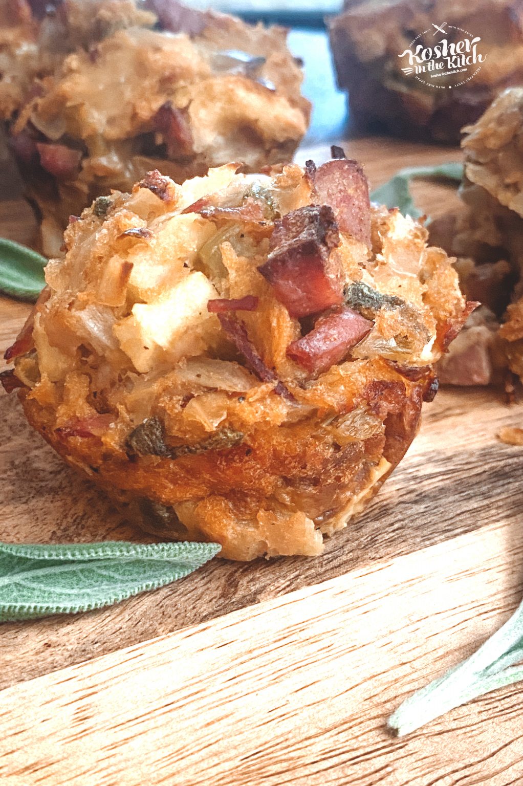 Sausage Stuffing Muffins for Thanksgiving Stuffed with Facon, Apples